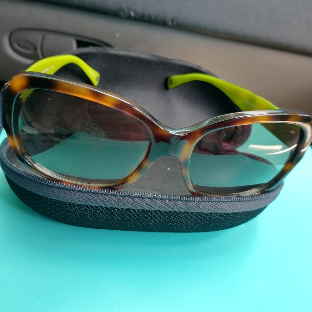 Coach Sunglasses 5052/ 13 (Tortoise) 57 17 135 3 N